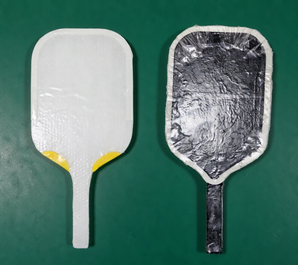 Pre-molded sandwich layering of carbon fiber prepreg and foam cores before entering thermoforming mold